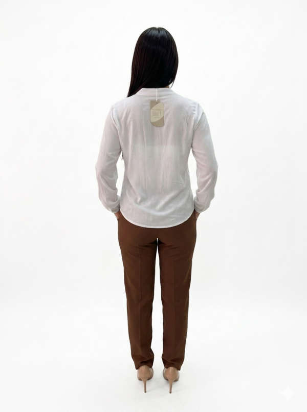 Gemini_Generated_Image_hqwe22hqwe22hqwe Blusa Bordada