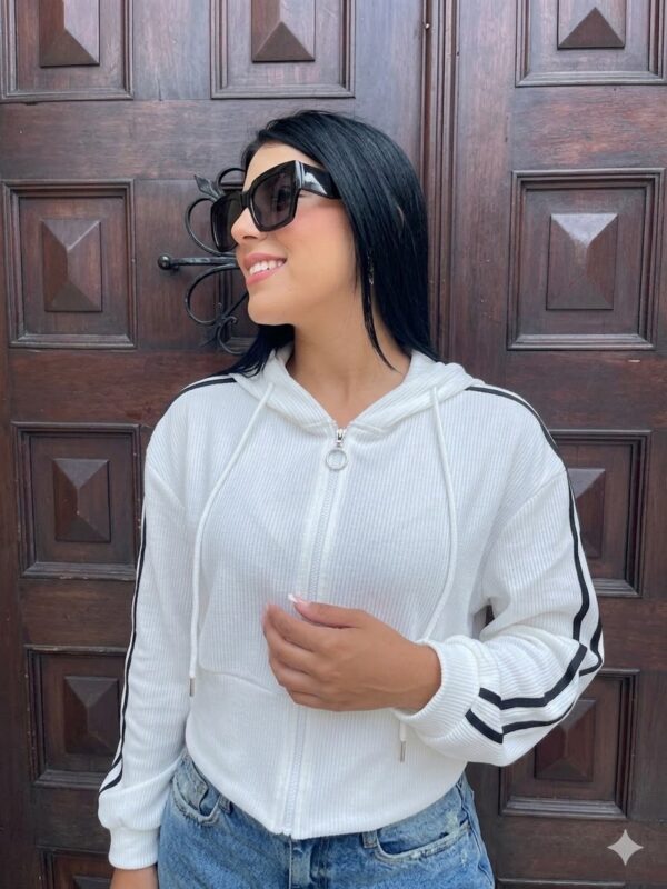 Buzo Hoodie Cropped