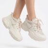 IMG_1225 Zapatillas Urbanas "Chunky" con Textura Entretejida - Crema