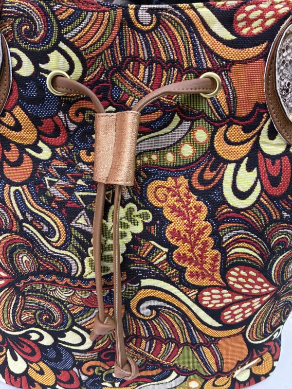 IMG_1265 Bolso Tote "Artistic Jacquard" con Cierre de Cordón