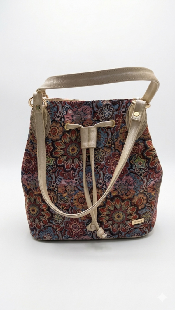 IMG_2031 Bolso Tote "Artistic Jacquard" con Cierre de Cordón