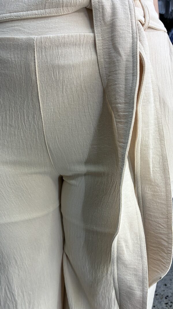 IMG_2378 Pantalón Fluido con Cintura Ajustable y Lazo – Beige
